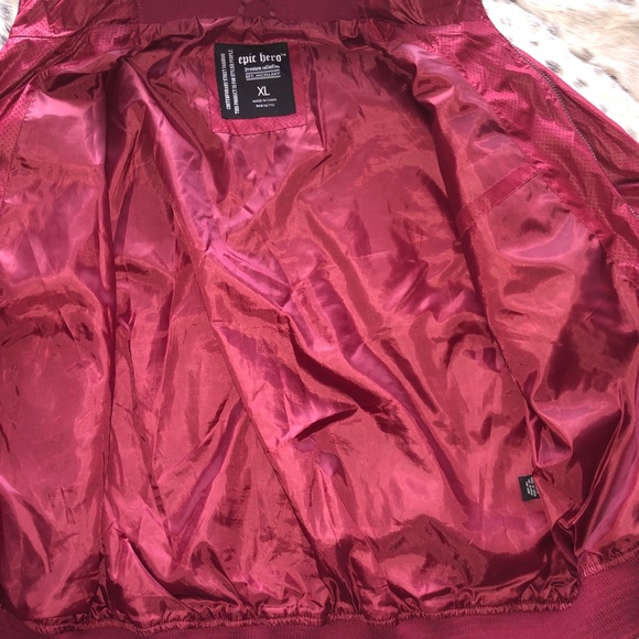 Mens Lightweight Jacket - Deep Red - Picture 4 of 7
